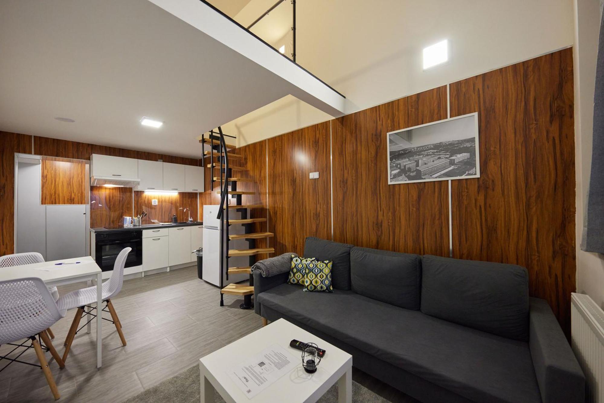 Block 96 Apartments Zlin Luaran gambar