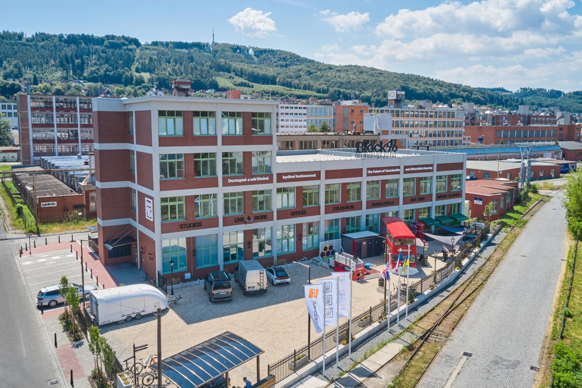Block 96 Apartments Zlin Luaran gambar